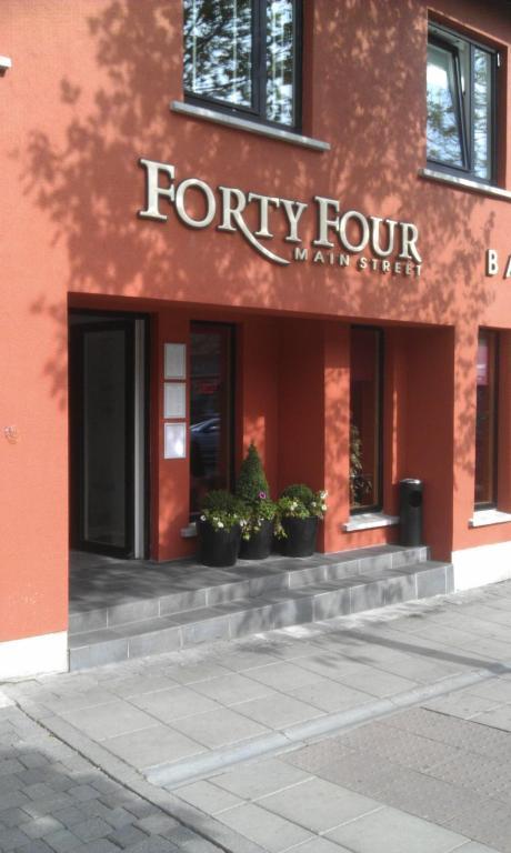 Forty Four Main Street Swords Eksteriør billede